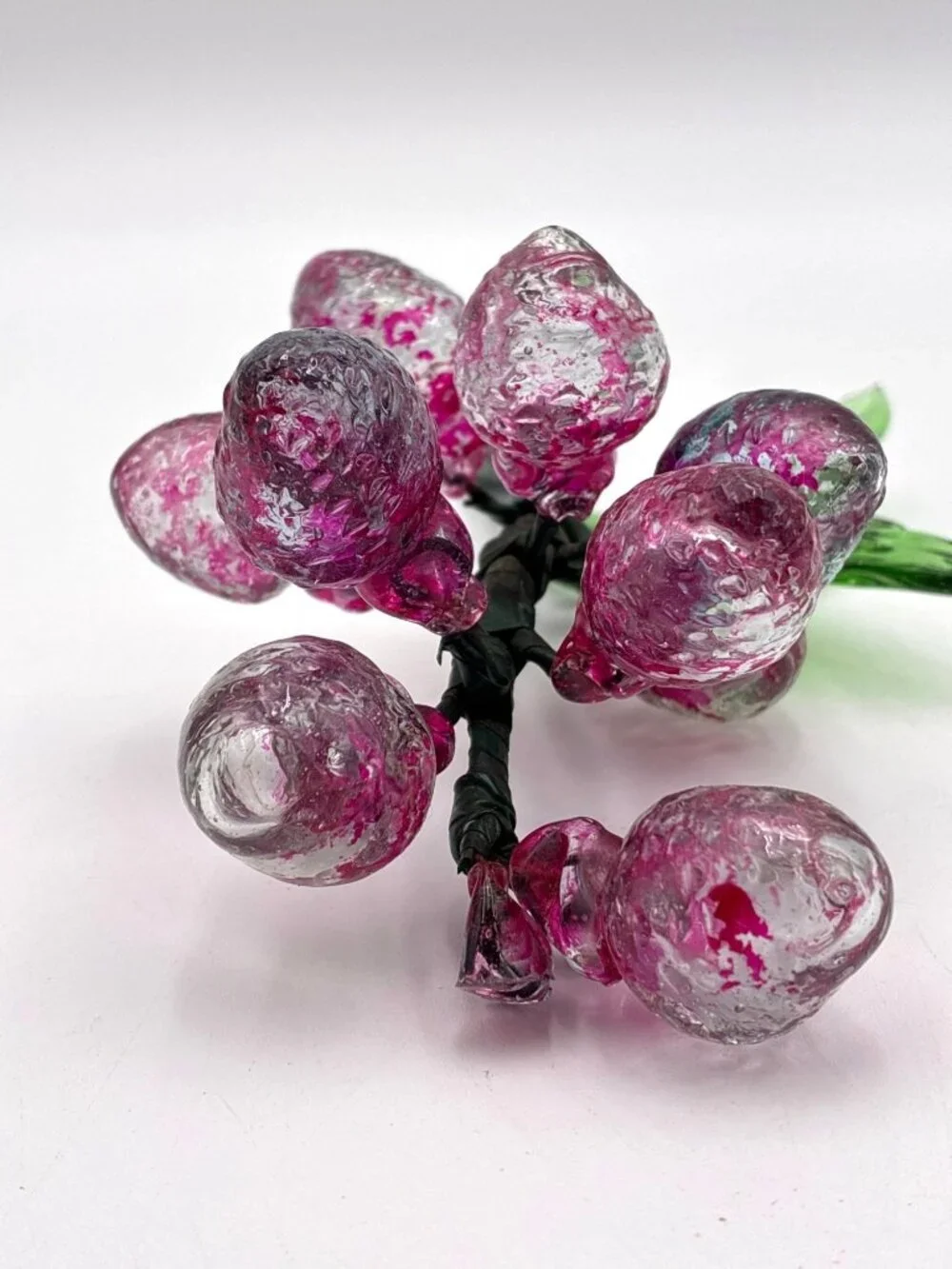 Vintage Handblown Glass Grape Cluster With Green Leaves Pink & Clear Decorative